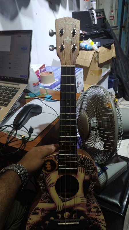 Guson Ukulele
